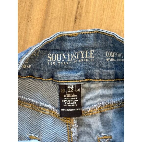 Sound/ Style Distressed Denim Shorts Women's Size 12 - Picture 2 of 7